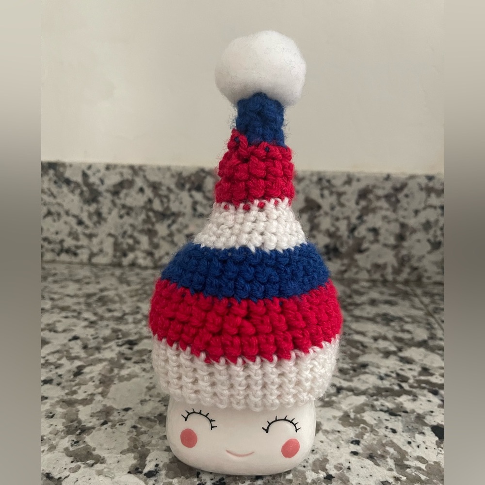 Marshmallow Mug Hat